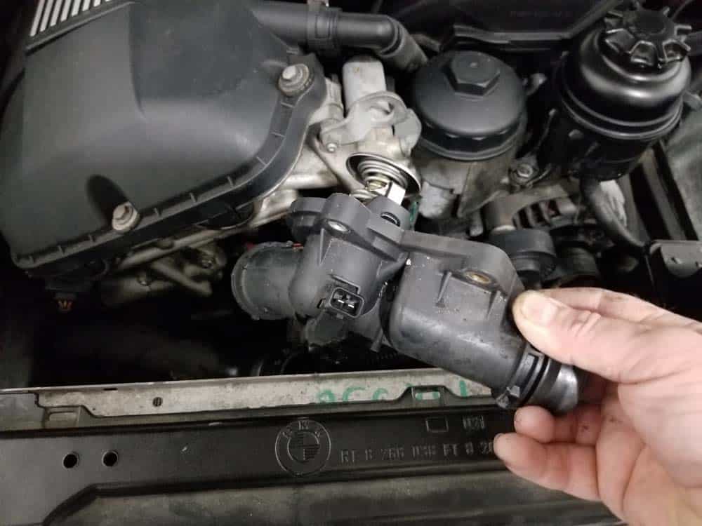 See B2724 in engine